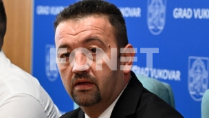 Odložiti izložbu u Vukovaru